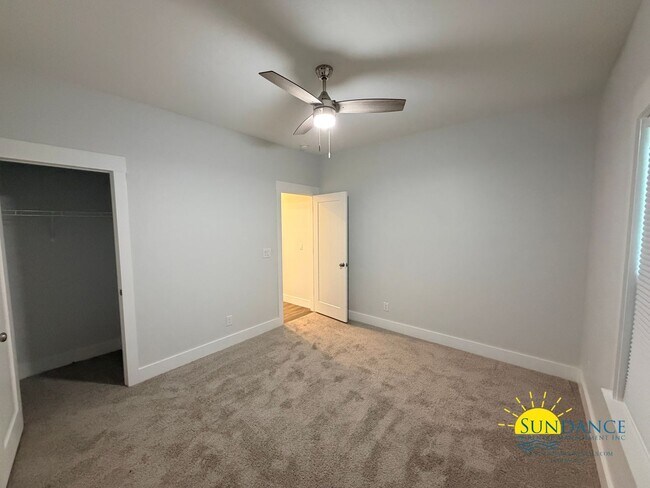 Building Photo - Spacious 5-Bedroom Home in Northern Pines, Fort Walton Beach!