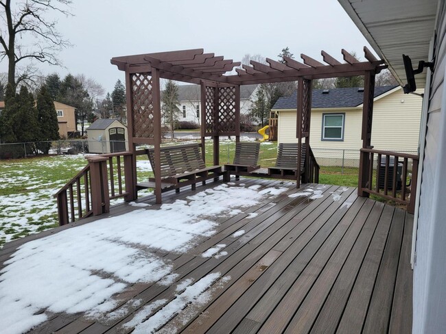 Building Photo - 3539 East St