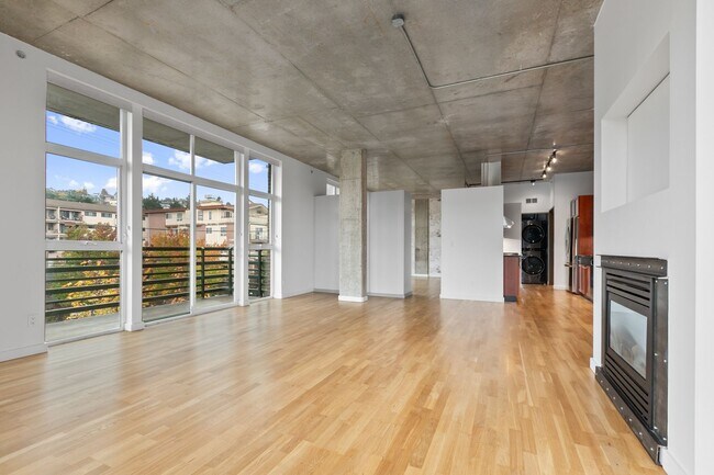 Building Photo - 1bd/1ba Seattle Condo