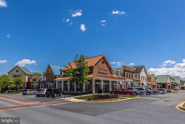 Building Photo - 9112 Kenway Ln