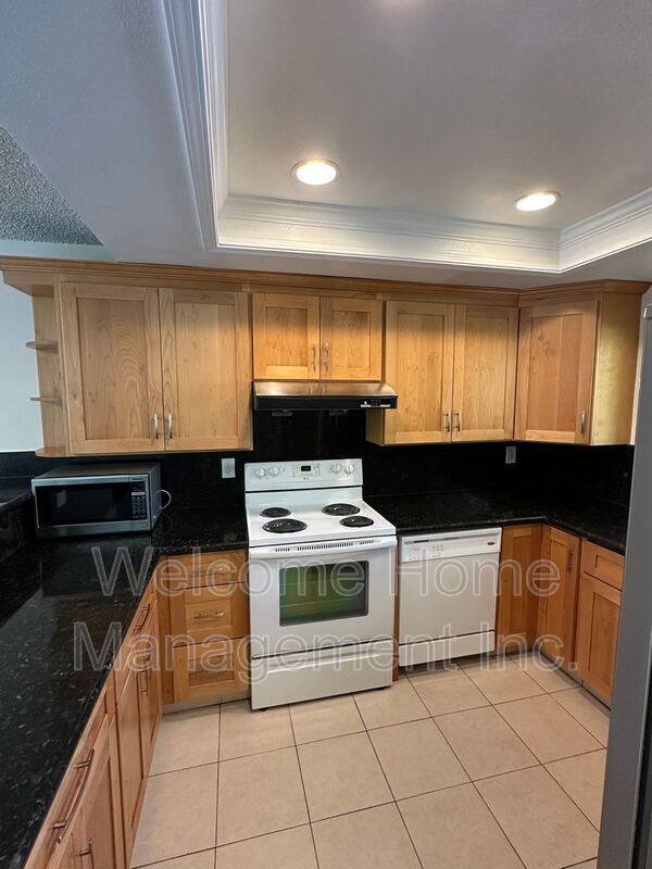 Building Photo - 43175 Washington Common