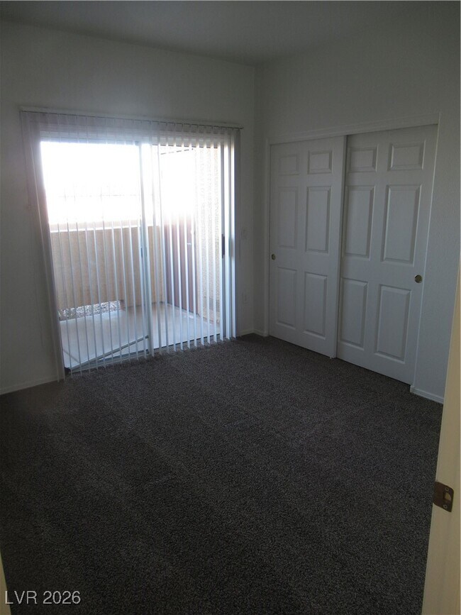 Building Photo - 1050 E Cactus Ave