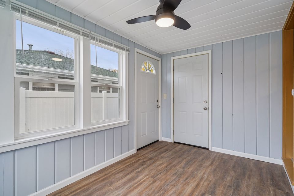 Building Photo - 3845 Douglas Dr N