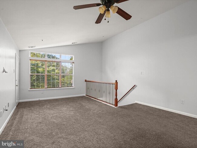 Building Photo - 8823 Rusland Ct