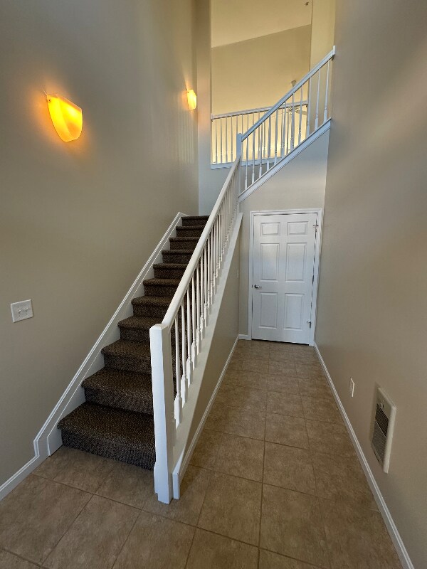 Building Photo - 18934 Shore Pointe Ct