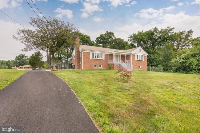 Building Photo - 9306 Westphalia Rd