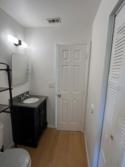 Building Photo - 18555 Fort Smith Cir