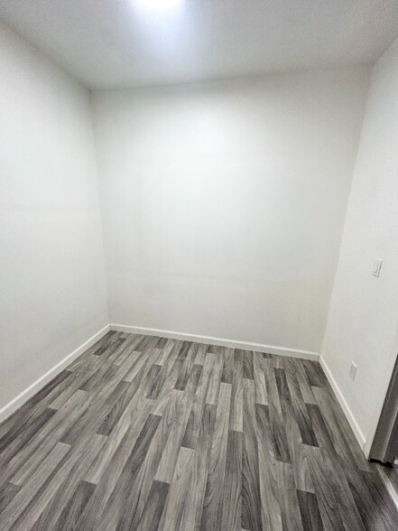 Building Photo - G3447 Barth St