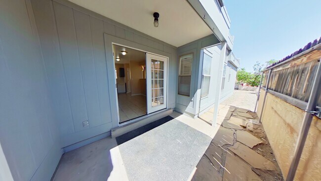 Building Photo - 1337 Lil Ave NE