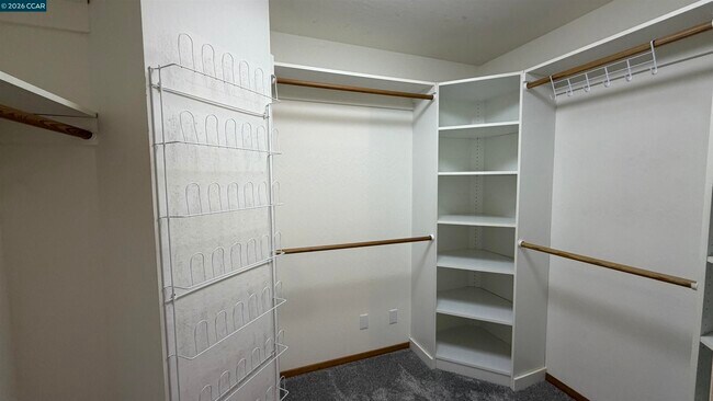 Building Photo - 227 Paseo Del Rio