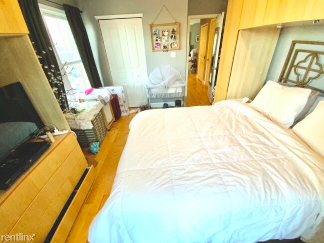 Building Photo - 900 N 3rd St