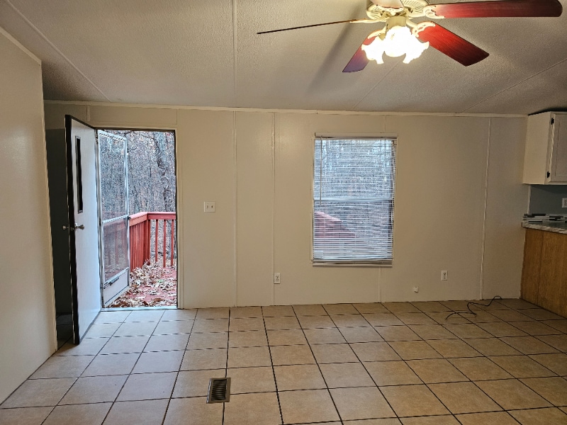 Building Photo - 1057 Hibiscus Rd