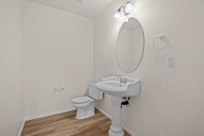 Building Photo - 2867 W 400 S