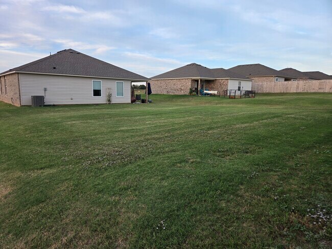 Building Photo - 1401 Madison Ave