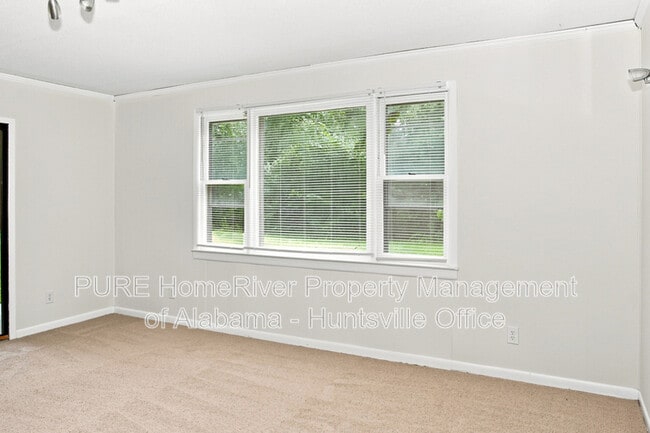 Building Photo - 12025 Chicamauga Trail SE