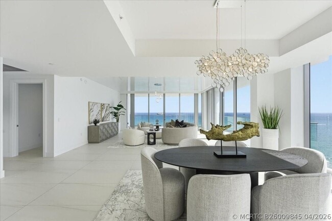Building Photo - 151 N Seabreeze Blvd