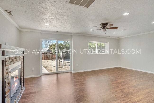 Building Photo - 1671 E 7080 S