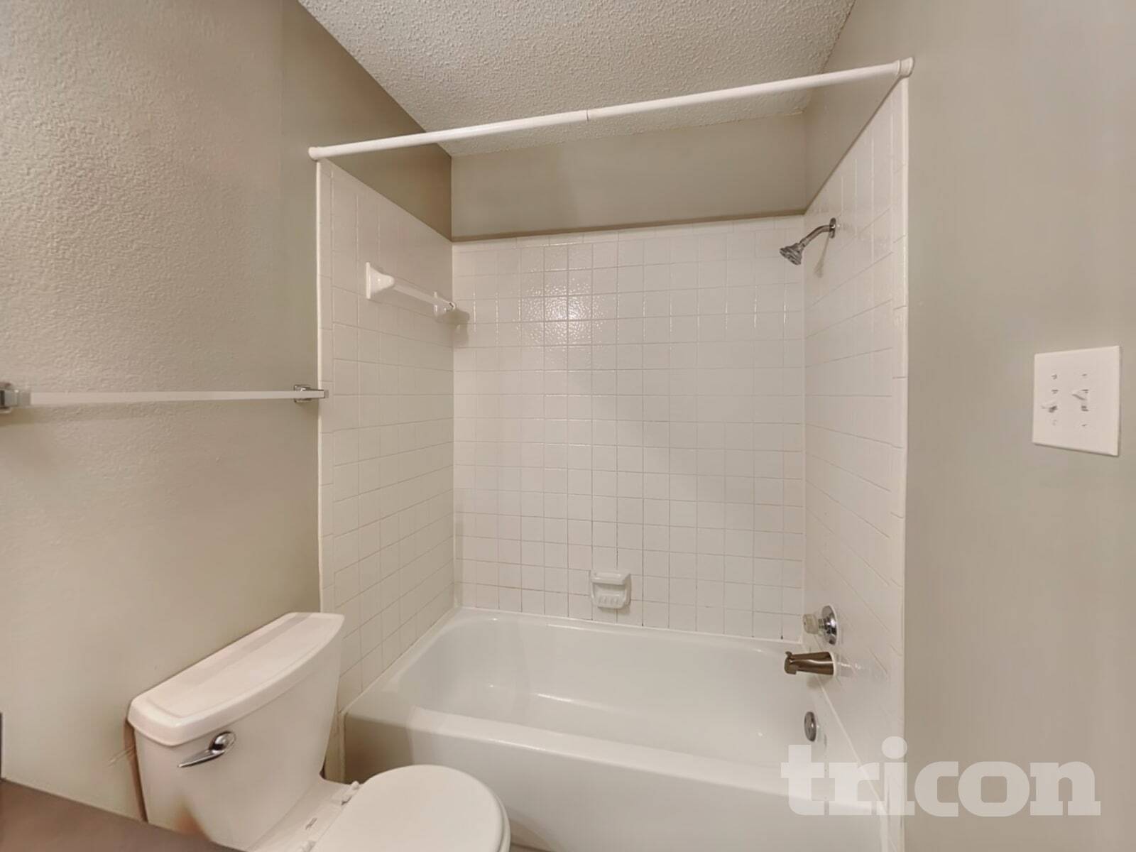 Building Photo - 1735 Duster Cir