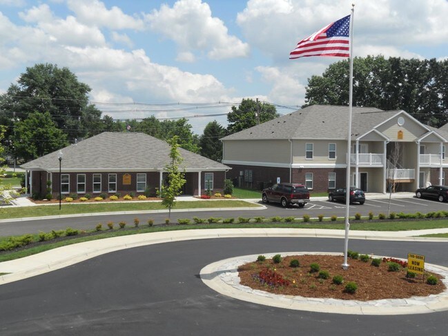 Building Photo - 6805 W Pages Ln