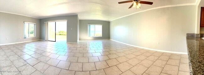 Building Photo - 1415 N Hwy A1A