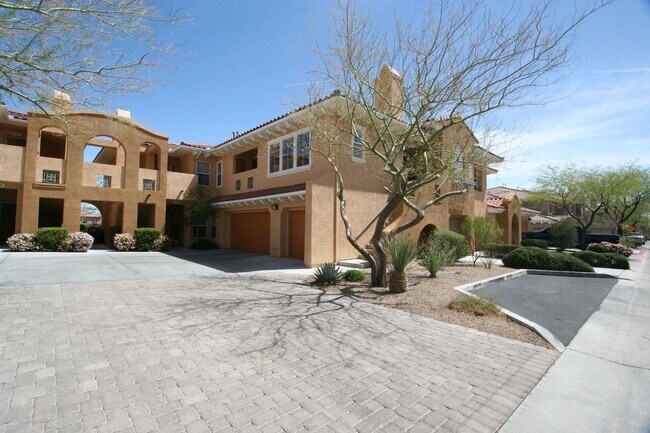 Building Photo - 820 Canterra St