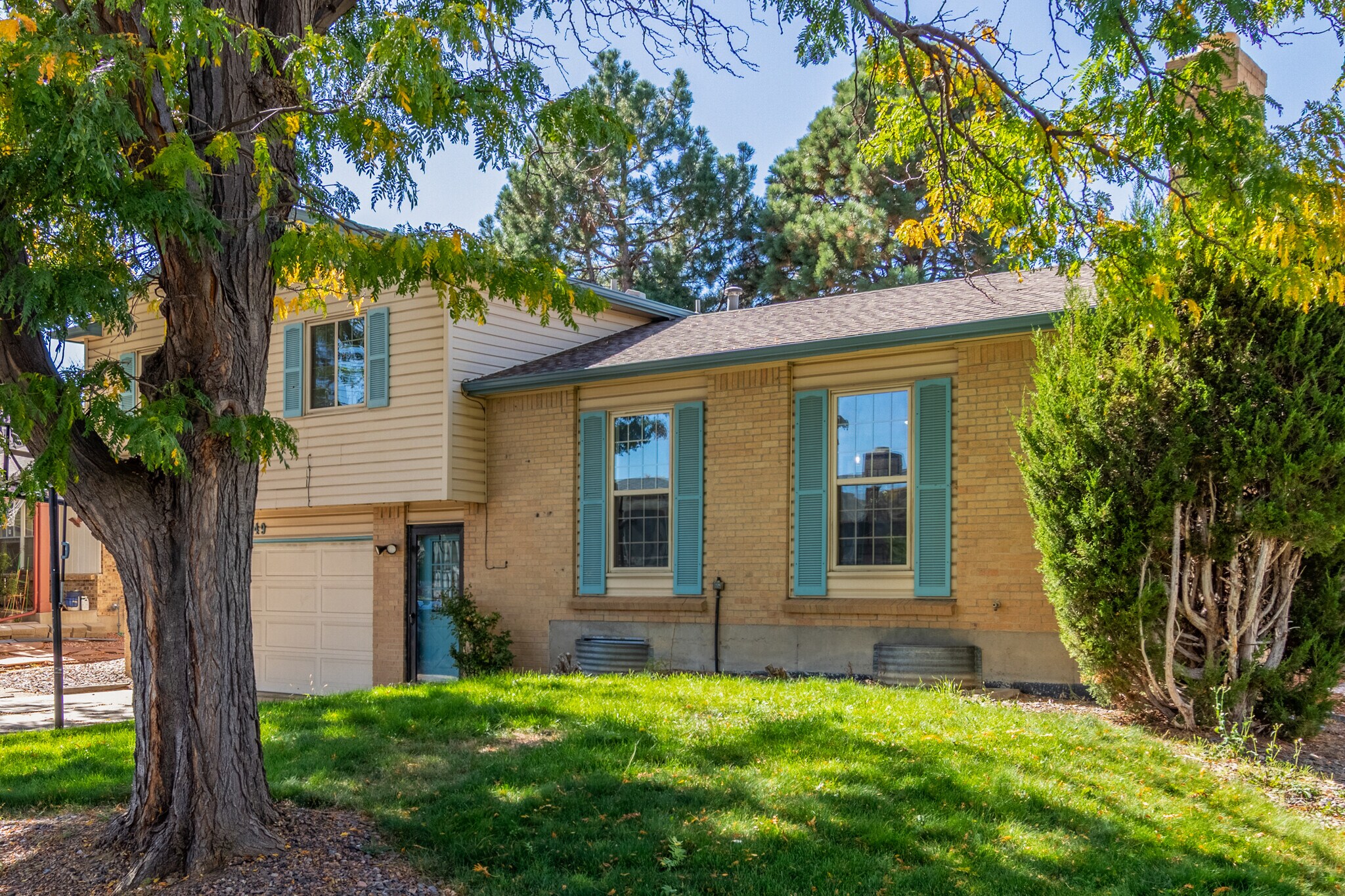 Building Photo - 1549 S Evanston St