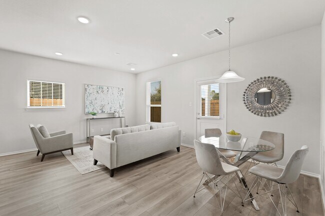 Building Photo - 1441 Acorn Mdw St