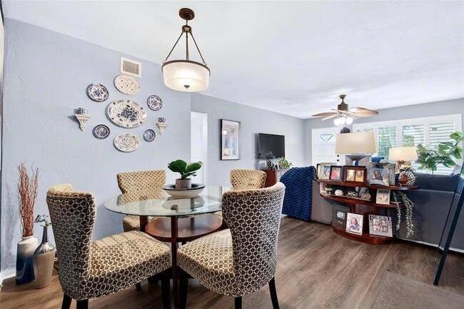 Building Photo - 2452 Brazilia Dr