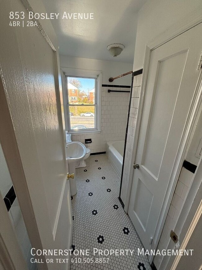 Building Photo - 853 Bosley Ave