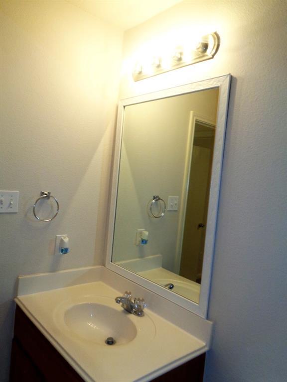 Building Photo - 12319 Chute Forest Ct