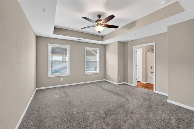 Building Photo - 3369 Hidden Stream Ct