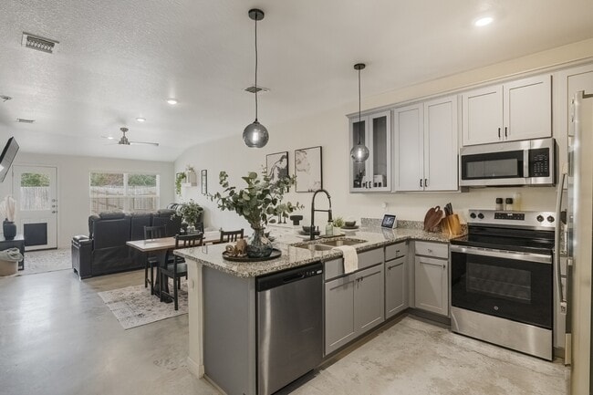 Building Photo - 803 Wax Myrtle Ct