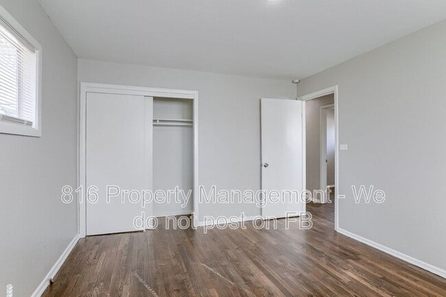 Building Photo - 11420 Manchester Ave