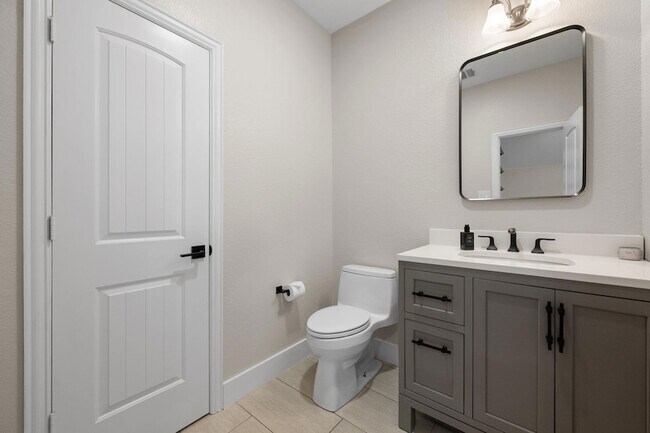 Building Photo - 4518 Diamante Dr