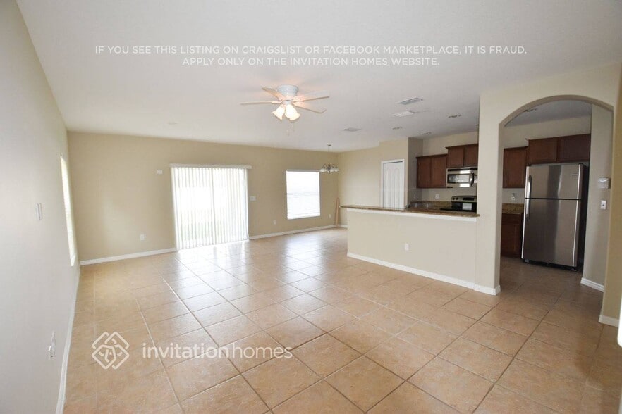 Building Photo - 1015 Seminole Sky Dr