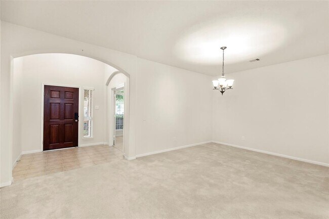 Building Photo - 7211 Desert Oaks Ct