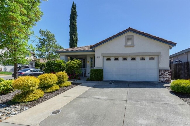 Building Photo - Home for Rent in Gold River, CA