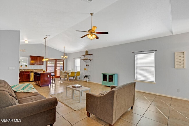 Building Photo - 3220 Scarlet Point Dr