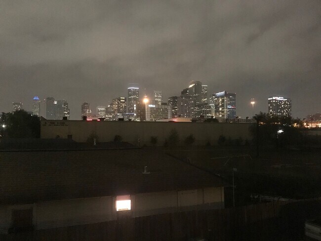 Building Photo - 1414 Emancipation Ave