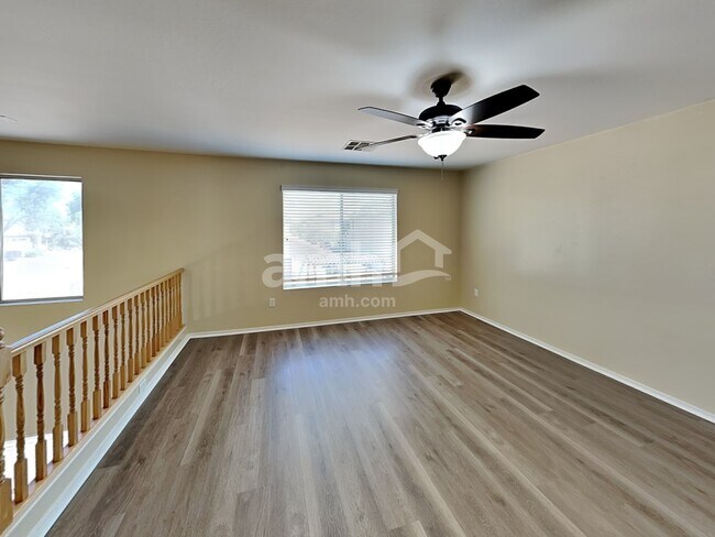 Building Photo - 6803 S 41st Ln