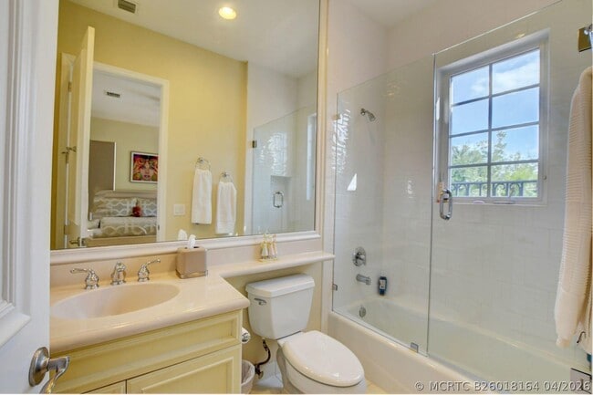 Building Photo - 17739 Lake Azure Way