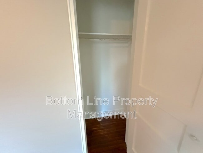Building Photo - 516 Concordia Ave