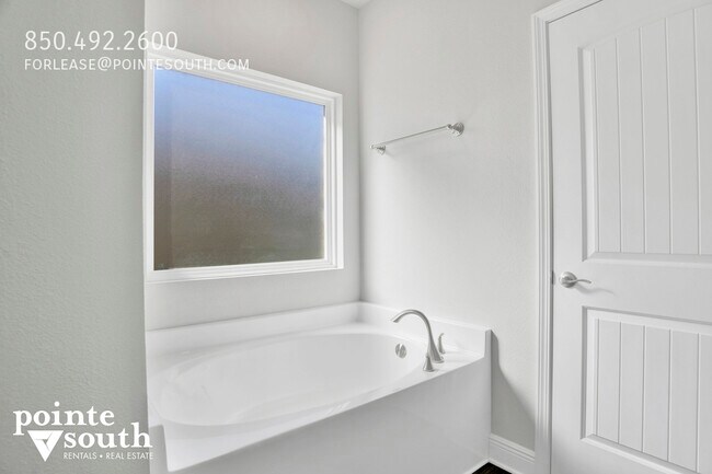 Building Photo - 12295 Pinfish Rd