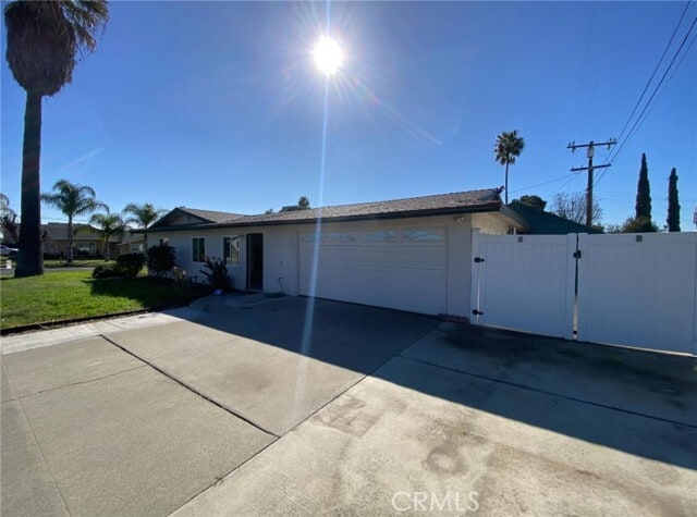 Building Photo - 12045 Bayless St