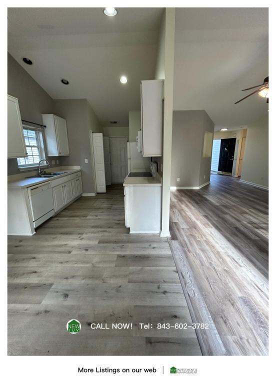 Building Photo - 8021 Pleasant Point Ln