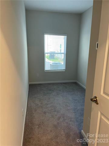 Building Photo - 2231 Kilborne Dr