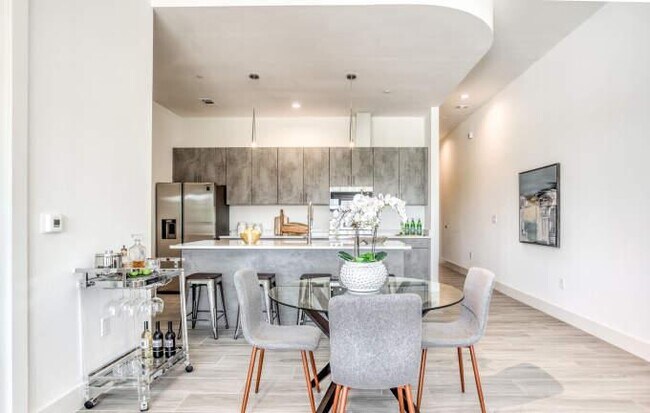 Building Photo - 1 bedroom in Dallas TX 75215