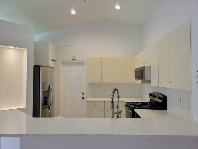 Building Photo - 1409 Sabal Trail