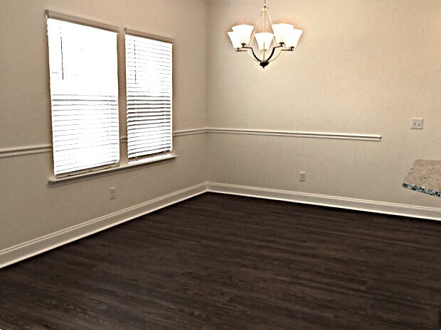 Building Photo - 28 Birch Cir