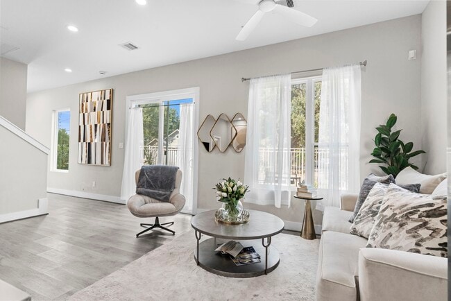 Building Photo - 851 Prosper St